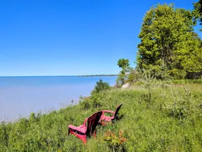 Charming Waterfront Cabin with EPIC Views - Image 4