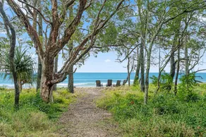 Absolute Beachfront Retreat - Private Beach TOOGOOM - Image 4