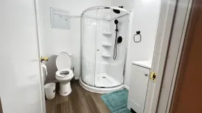 Stylish Private Studio - Image 4