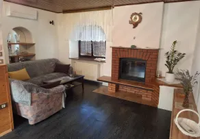 Sunny Side Apartment - Image 5