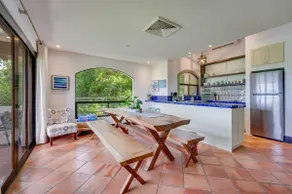 Flamingo Penthouse • Vast Ocean Views • Sleeps 10 - Image 4