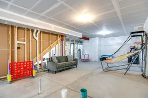 Brighton 3BR Retreat | Fireplace, WiFi & Parking - Image 5