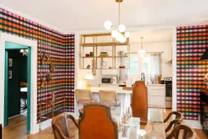 Charming Cottage w/2 queen beds - 1m to downtown! - Image 5