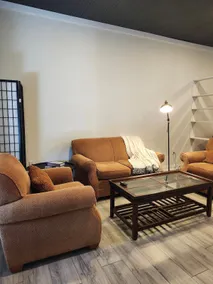 Quiet Apartment in Downtown Elloree. - Image 2