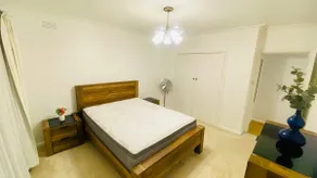 Full furnished One-bedroom house in Ringwood - Image 5