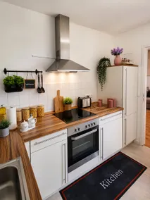 Modern Comfort Two Bedroom Apartment with Balcony - Image 3