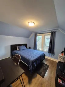 Spacious 4BR Near Chicago – Movie Room & Sunroom - Image 5