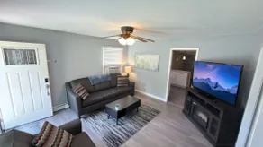 Cute little 2bd 1bath home - Image 3