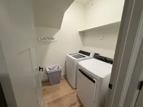 Luxury Townhouse w/ amenities 5 min to UCO - Image 4