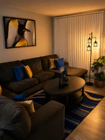The Royal Stay - Image 2