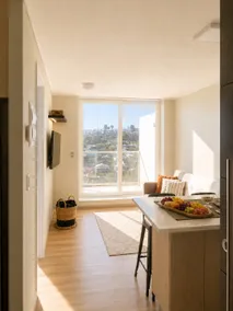 Vista al mar| Full departamento| Disney+ - Image 2