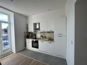 A stone's throw from the porch - Apartment for 8 guests - Image 2