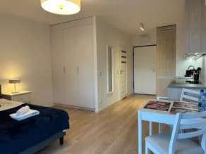 Warsaw Breweries Prime studio with free parking - Image 5