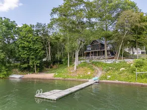 5 King Beds + Pet Friendly Waterfront + Movie Room - Image 5