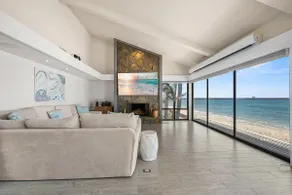 Oceanfront Paradise with Loft, Kayaks & Parking - Image 2