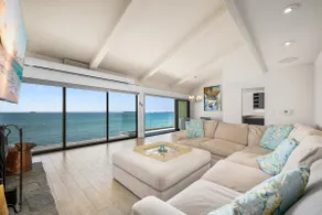 Oceanfront Paradise with Loft, Kayaks & Parking - Image 3