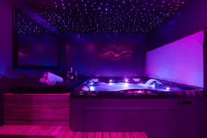 Espace Evasions Loveroom - 50 Shades 8 p.m./9 a.m. - Image 2