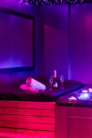 Espace Evasions Loveroom - 50 Shades 8 p.m./9 a.m. - Image 4