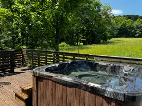 Catskills Cottage w/ Hot Tub & View - Image 3