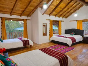 House in the Sacred Valley - Image 2