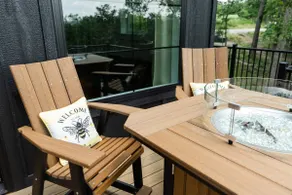 Honey Hideaway | Luxury Couples Cabin + Hot Tub - Image 2