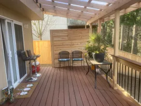 Hillside House in Troutdale - Image 4