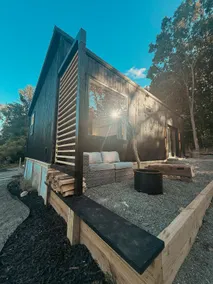 Modern Villa Vineyard Stay on Historic Property - Image 3