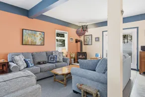 Entire 4 Bedroom Home Right on trails - Sauna & Private Hot Tub! - Image 3