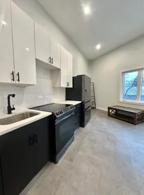 Chic Frenchtown studio, Sleeps 4, Walk Main St - Image 3