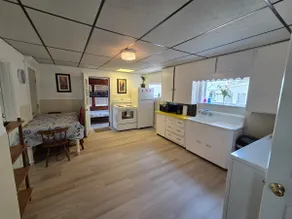 Renovated 3BD apt Pet Friendly and 8 min to beach - Image 5