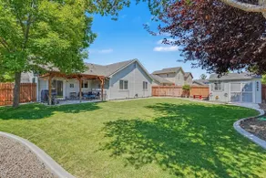 Peaceful 3BR,2BA/ Backyard Oasis! - Image 4