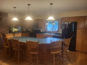 Large country home in Plymouth - Image 4
