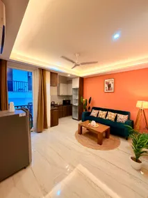 Luxury 1BHK | Golf Course Road | Self Check-in - Image 2