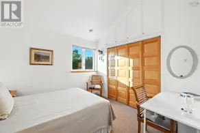 Riverside Apartment - Image 5