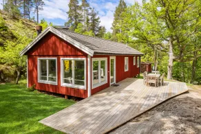 Brevik Archipelago Retreat - Image 2