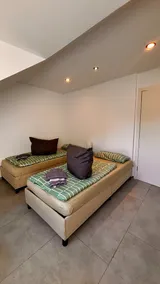 Modern studio | Smart TV | Parking | Airport - Image 4