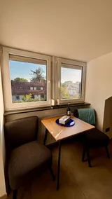 Modern studio | Smart TV | Parking | Airport - Image 2