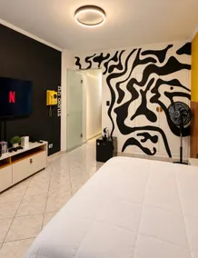 Studio Paralelo | Authentic, Downtown, Garage - Image 3