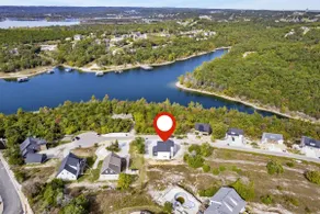 Lux Lake View: Sleeps 12+, Hot Tub, Game Room - Image 4