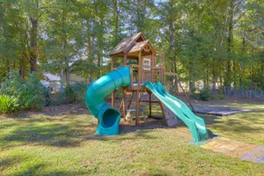Cozy 3BR Griffin Home| BBQ, Gym & Indoor Fireplace - Image 4