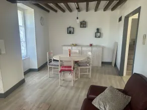 Quiet house near a hiking trail - Image 3