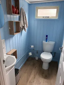 Nans shed - Image 5
