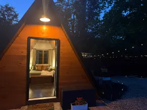 “ A-frame Cabin Private Koi Pond w/Dock OH - Image 2