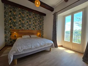 Beautiful apartment in the historic center - Image 2