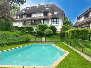 Duplex 2 pers avec piscine et parking - Image 2