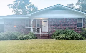 Retro 3BR Cottage-Fast WiFi-Near Hospitals&Sports - Image 2