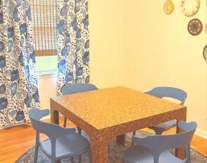 Retro 3BR Cottage-Fast WiFi-Near Hospitals&Sports - Image 5