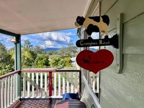 5 Bed, Sensational Scenic Rim Homestead. Wi-Fi. - Image 4