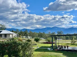 5 Bed, Sensational Scenic Rim Homestead. Wi-Fi. - Image 3