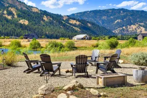 Southfork Haus Serene Mountain Escape w/ Hot Tub - Image 2